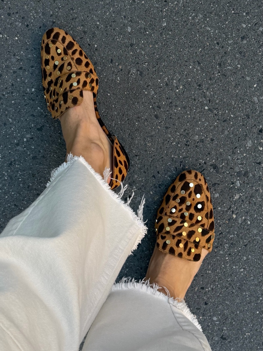 Vince Camuto Womens Leopard Print Studded D'Orsay Tan